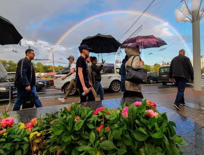 Горад праз «ружовы» аб’ектыў Вольгі Бураковай