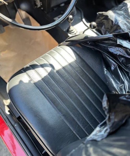 43-летнюю «Ниву» выставили на продажу по цене нового Mercedes-Maybach