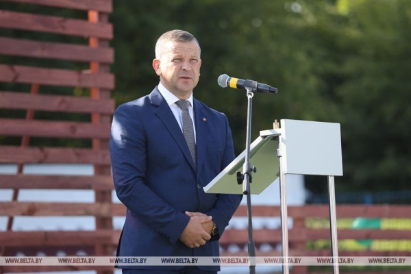 Заинтересовать спортом и найти таланты. Площадку для игры в мини-футбол открыли в Городище Барановичского района Заинтересовать спортом и найти таланты. Площадку для игры в мини-футбол открыли в Городище Барановичского района