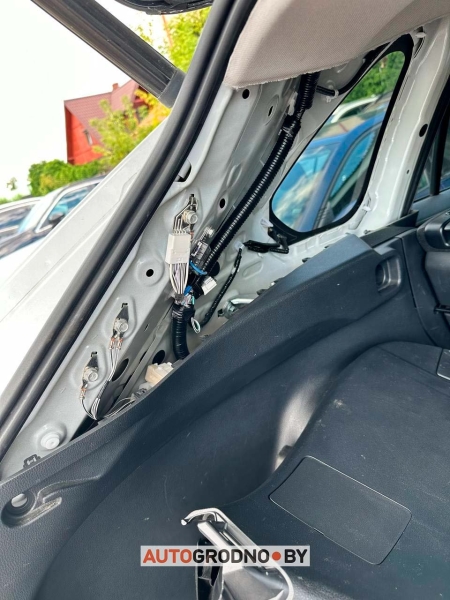 «Чудо произошло»: под Варшавой нашли угнанную Toyota с белорусскими номерами. Вот как она теперь выглядит «Чудо произошло»: под Варшавой нашли угнанную Toyota с белорусскими номерами. Вот как она теперь выглядит