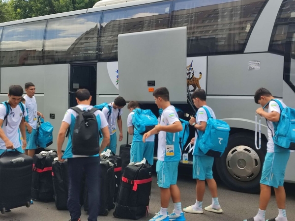 «Спасибо за организацию Игр стран СНГ». Сборную Узбекистана по гандболу тепло встретили в Бресте «Спасибо за организацию Игр стран СНГ». Сборную Узбекистана по гандболу тепло встретили в Бресте