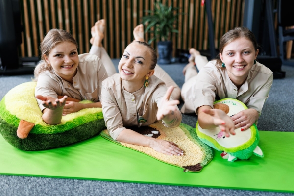 Массаж, тейпирование, фитнес, йога, работа со сколиозом и многое другое. В «AVOSTUDIO» на Варшавском шоссе в Бресте люди становятся красивее, здоровее и увереннее в себе Массаж, тейпирование, фитнес, йога, работа со сколиозом и многое другое. В «AVOSTUDIO» на Варшавском шоссе в Бресте люди становятся красивее, здоровее и увереннее в себе