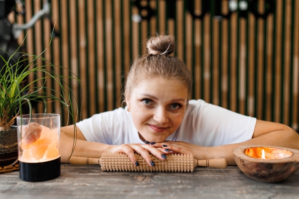 Массаж, тейпирование, фитнес, йога, работа со сколиозом и многое другое. В «AVOSTUDIO» на Варшавском шоссе в Бресте люди становятся красивее, здоровее и увереннее в себе Массаж, тейпирование, фитнес, йога, работа со сколиозом и многое другое. В «AVOSTUDIO» на Варшавском шоссе в Бресте люди становятся красивее, здоровее и увереннее в себе