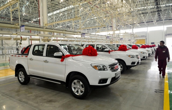 На это стоит посмотреть: вот как в Китае собирают пикапы для Беларуси