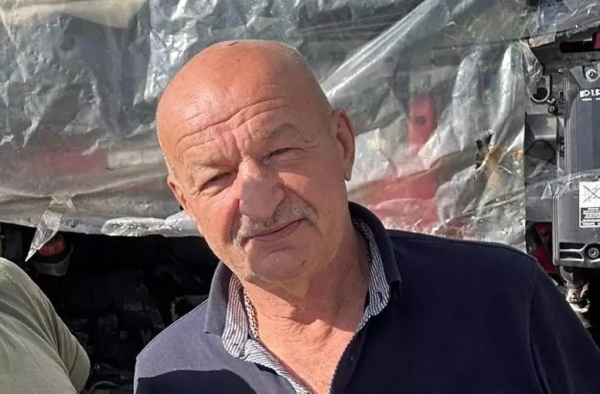 Дальнобойщик из Казахстана полтора месяца жил на трассе М1 Дальнобойщик из Казахстана полтора месяца жил на трассе М1