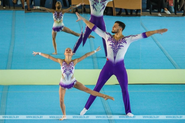 Более 100 спортсменов из Беларуси и России выступают на турнире по спортивной акробатике в Бресте Более 100 спортсменов из Беларуси и России выступают на турнире по спортивной акробатике в Бресте