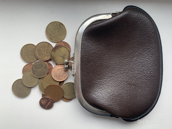 Названа средняя зарплата в Беларуси в сентябре