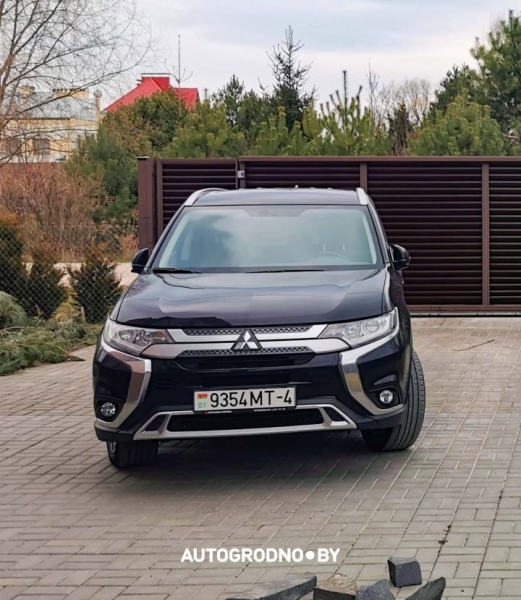 У белоруса в Варшаве угнали Mitsubishi: «Приехал на пару дней в гости – машина исчезла» У белоруса в Варшаве угнали Mitsubishi: «Приехал на пару дней в гости – машина исчезла»