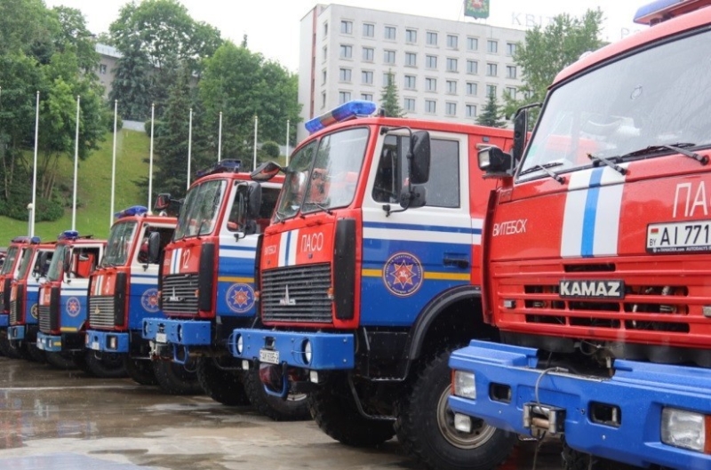 
												Пожар на производстве тротуарной плитки в Витебске: спасатели ликвидировали возгорание
											
